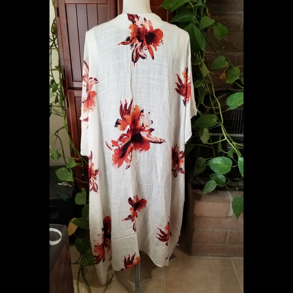 🆕️ Floral Print Kimono Cover Up - Picture 6 of 16